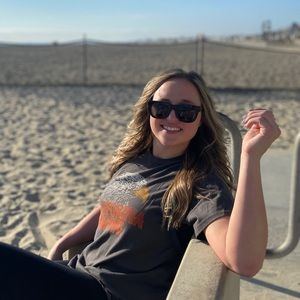 Meet your Posher, Lindsey